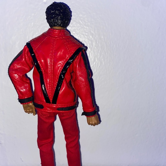 Michael Jackson thriller playmates - Picture 3 of 5